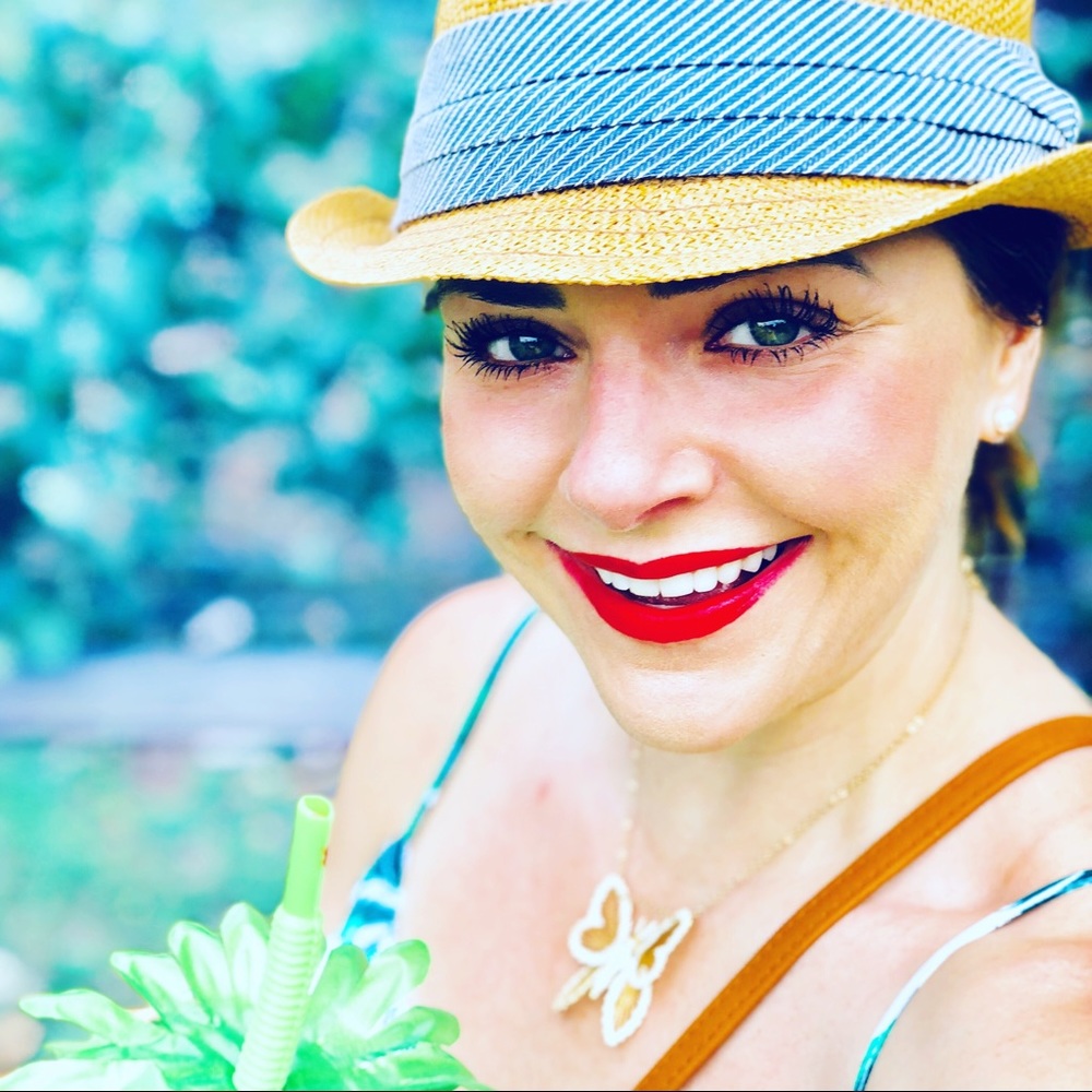 Meet your Posher, Jennifer